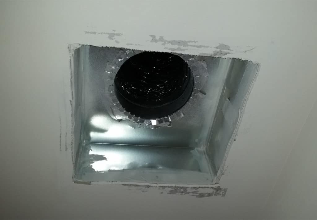 Properly framed duct boot in drywall