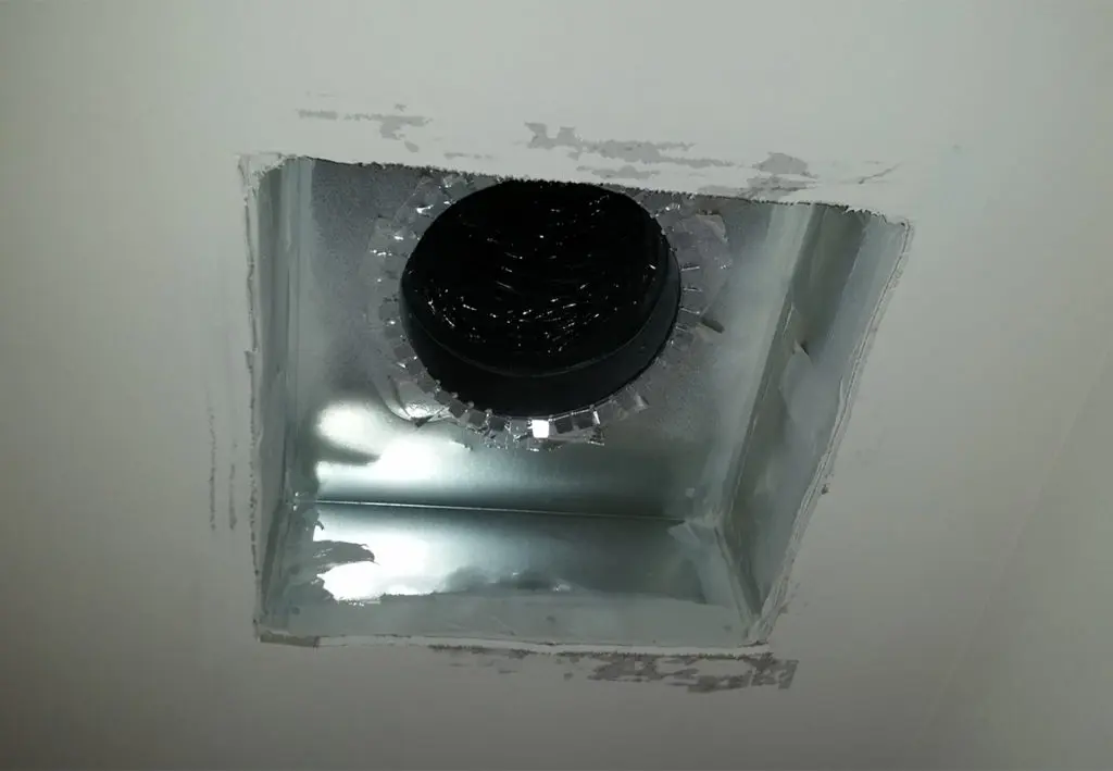 Properly framed duct boot in drywall