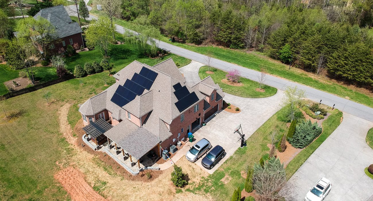 Aerial view of a mono panel rooftop solar system