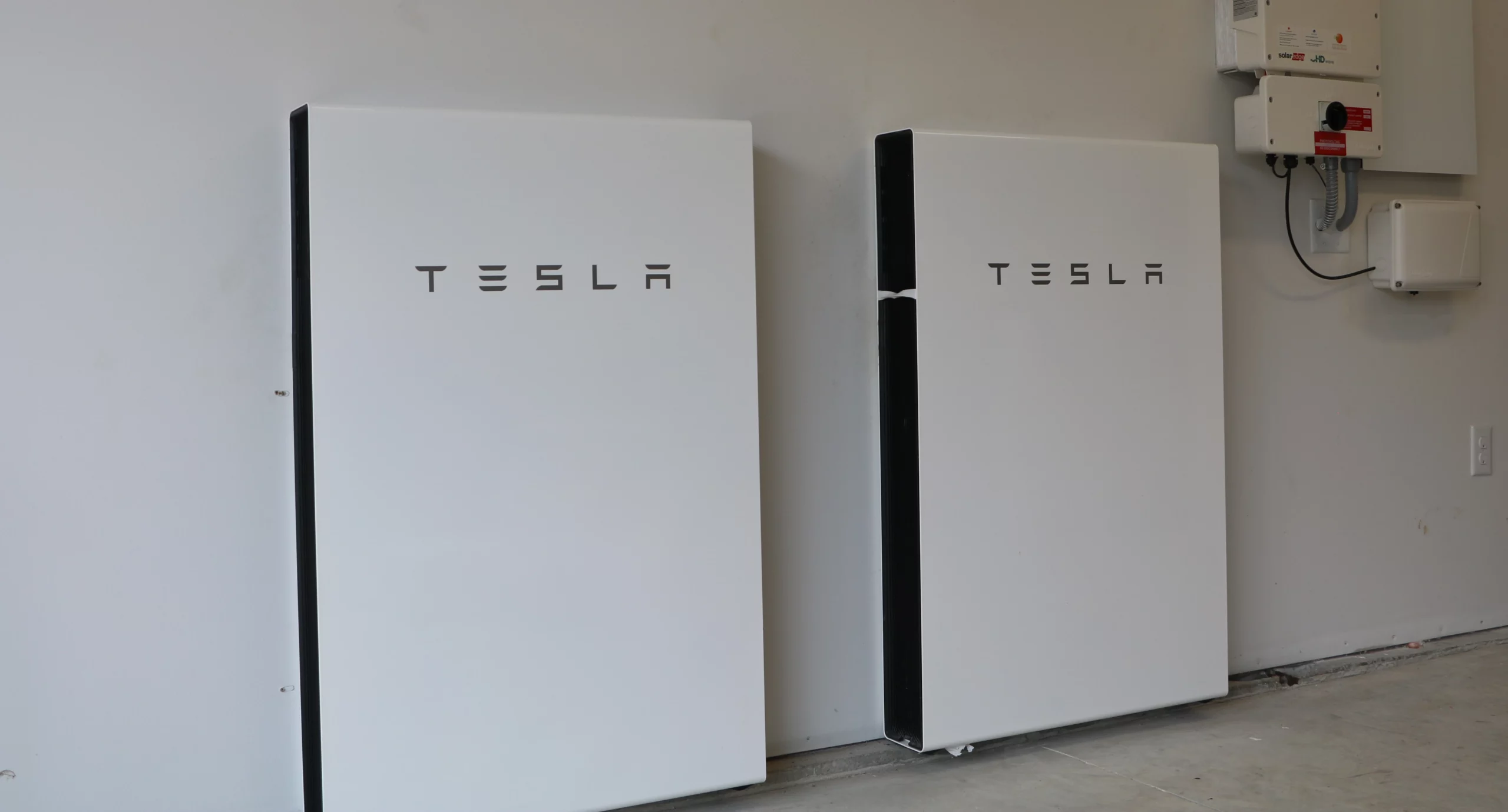 Tesla 2024 wall power